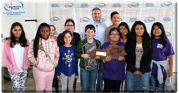 Commissioner Quarles, Kim Simpson, Bowling Green students