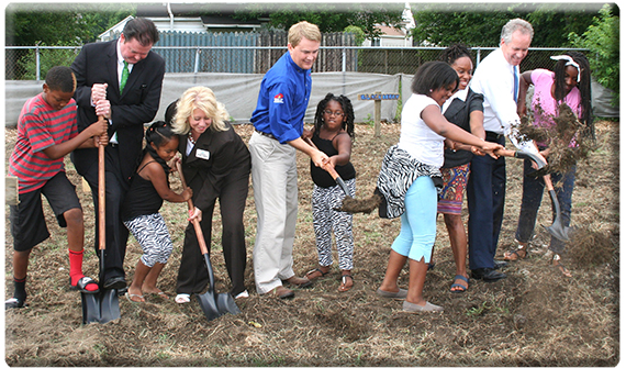 Breaking ground on the Kentucky Proud garden