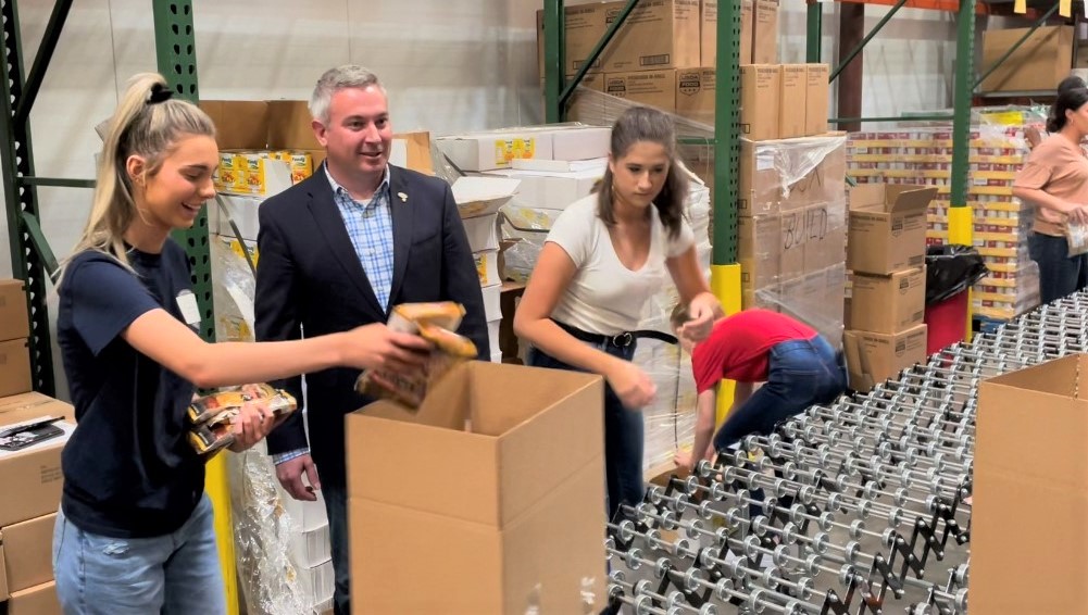 God's Pantry Food Packing